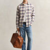 Camisas com bolsos de patch em sarja