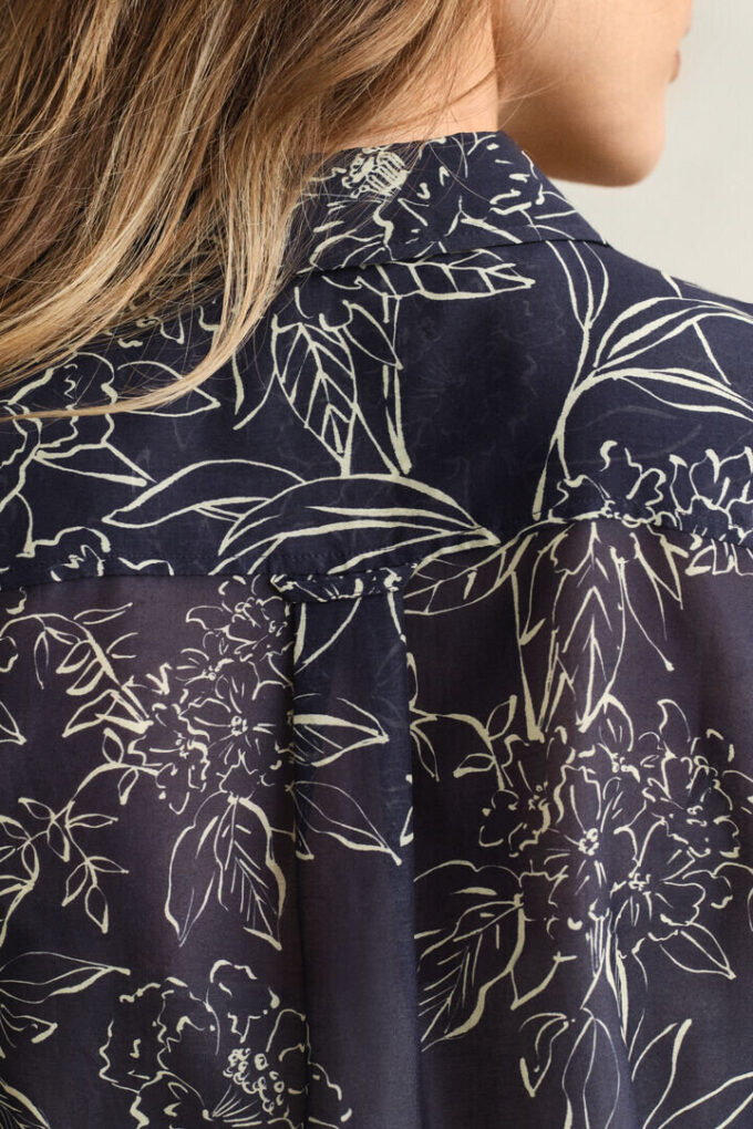 Camisas de algodão e seda com estampado floral e corte regular