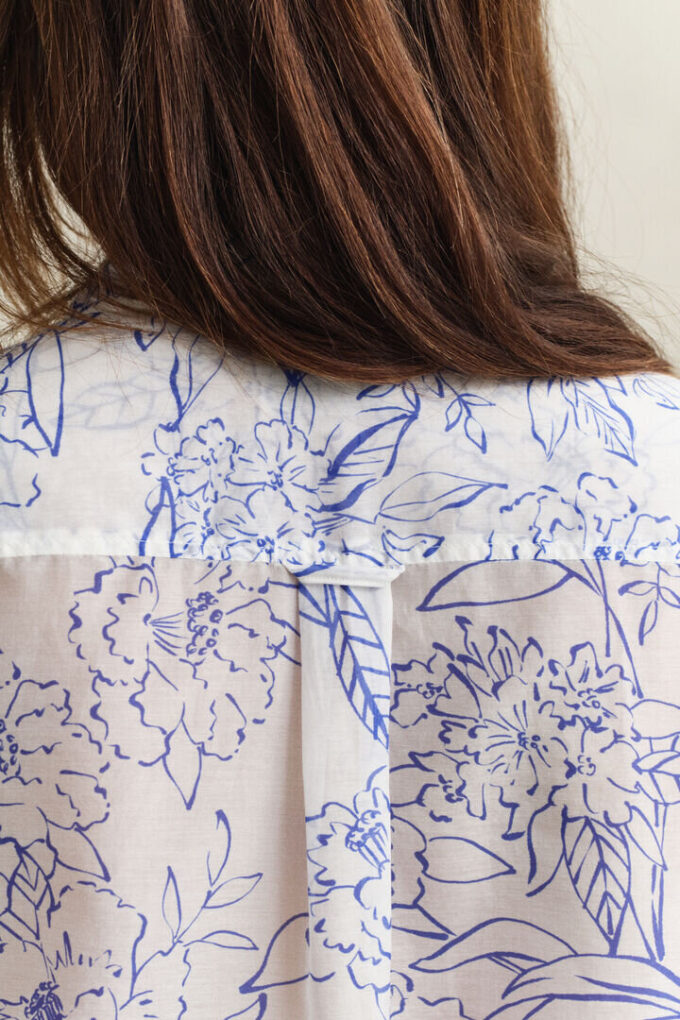 Camisas de algodão e seda com padrão floral
