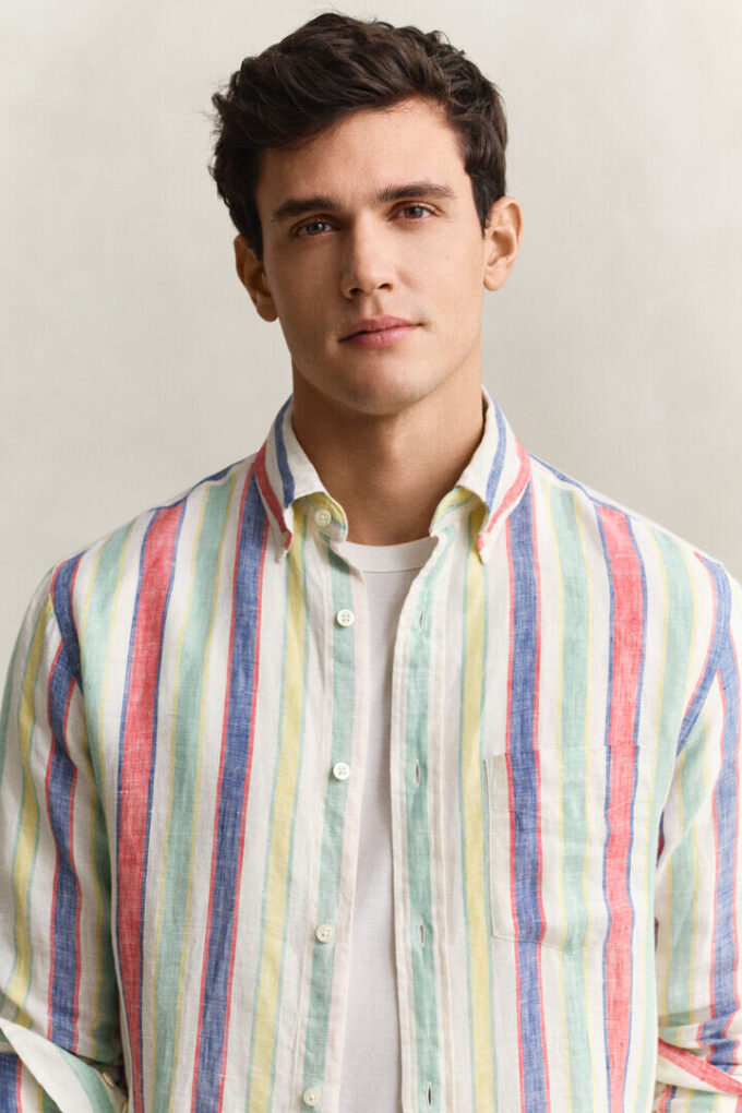 Camisas de linho com riscas múltiplas