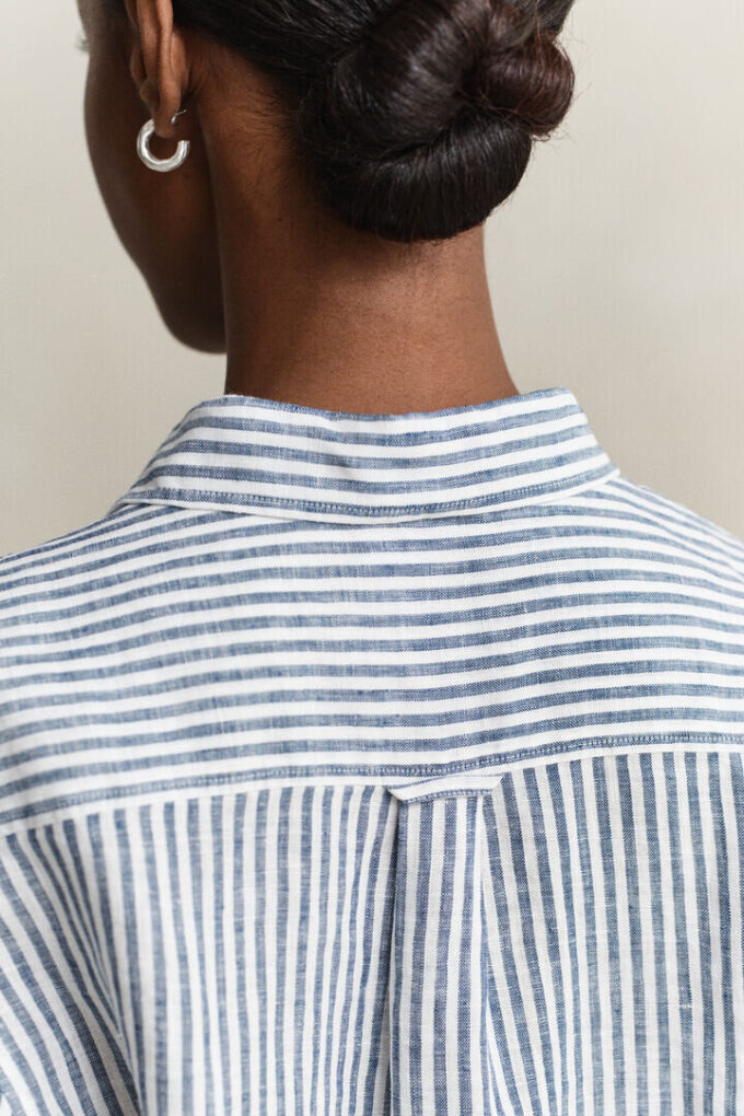 Camisas de linho às riscas com corte regular