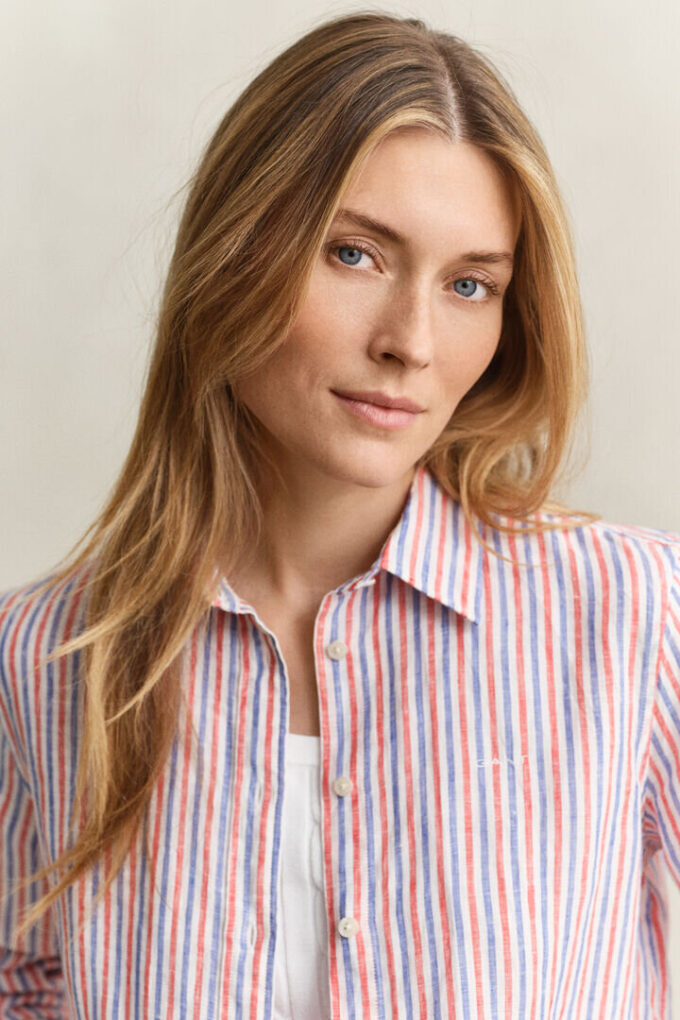 Camisas de linho às riscas com corte regular
