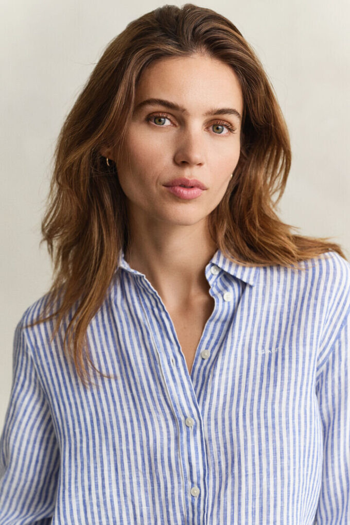 Camisas de linho às riscas com corte regular