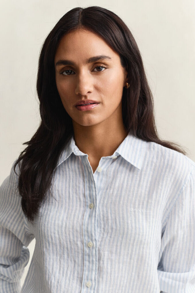 Camisas de linho às riscas com corte regular