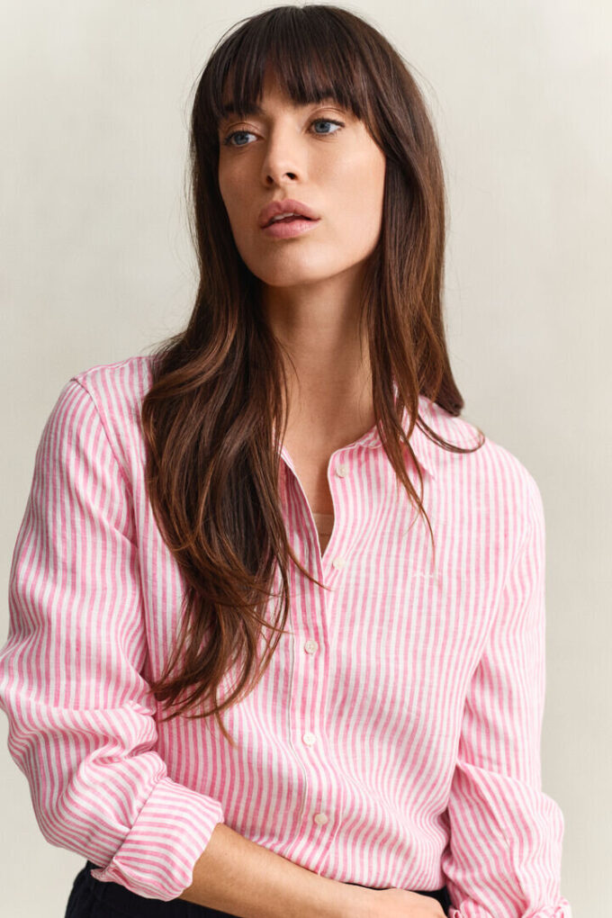 Camisas de linho às riscas com corte regular