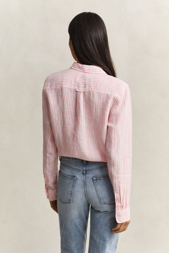 Camisas de linho às riscas com corte regular
