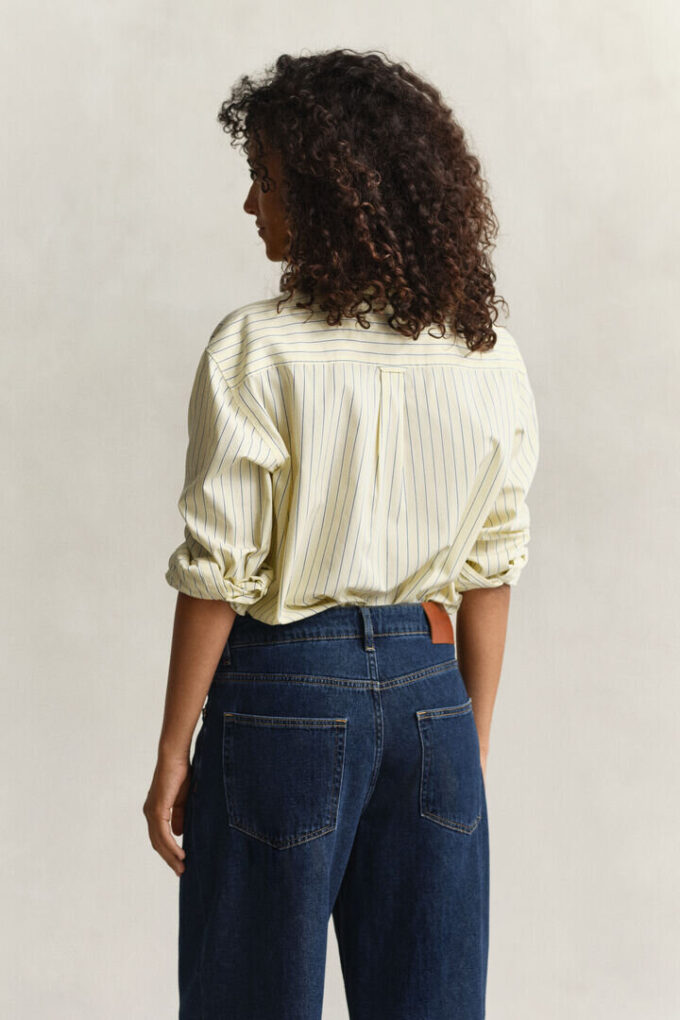 Camisas de popeline às riscas com corte descontraído