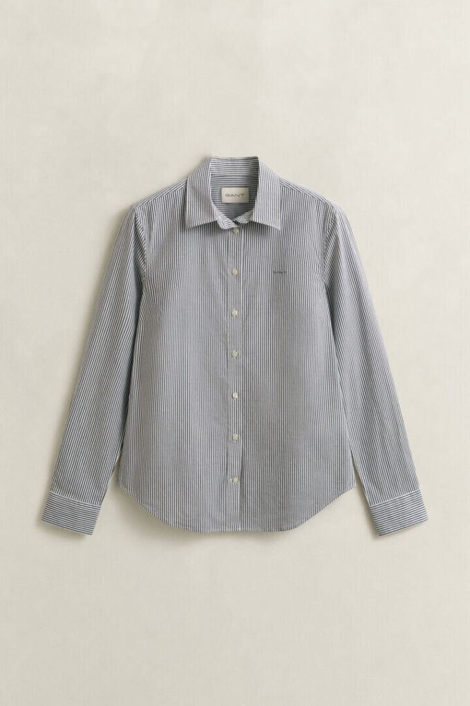 Camisas de popeline às riscas com corte justo