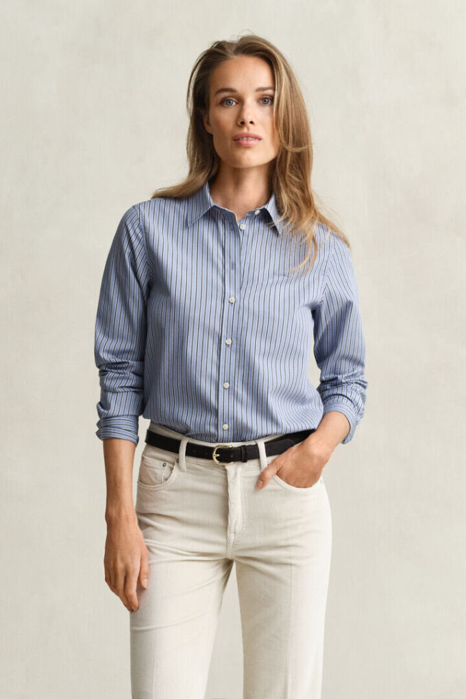 Camisas de popeline às riscas de corte regular