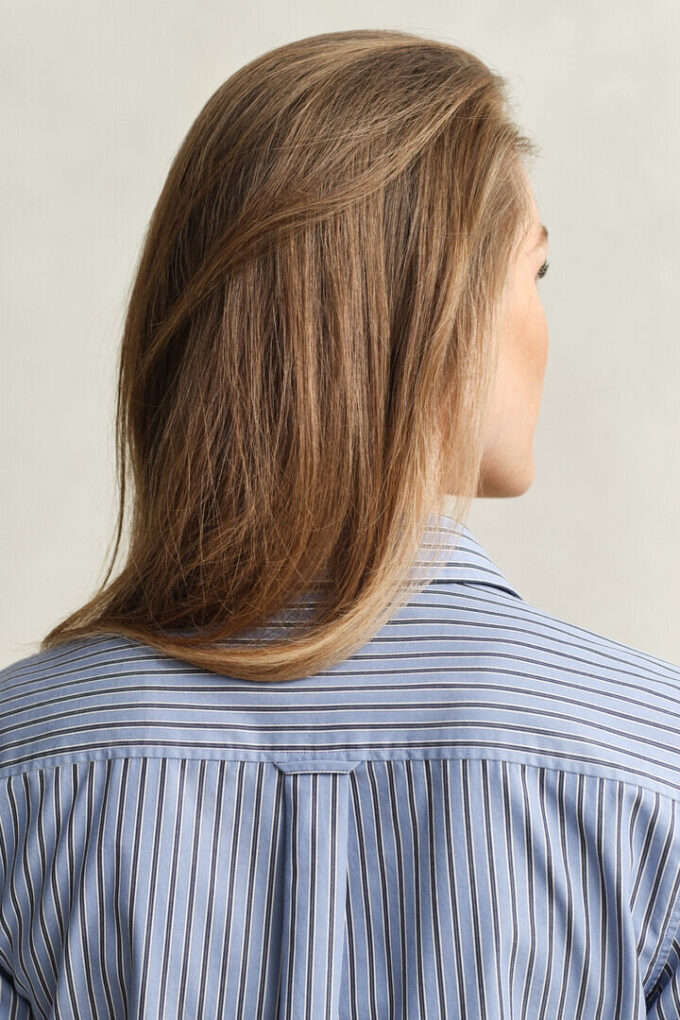 Camisas de popeline às riscas de corte regular