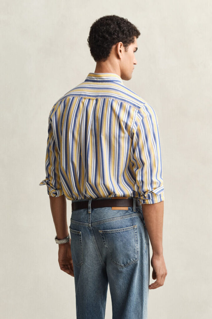 Camisas de popeline às riscas de corte regular