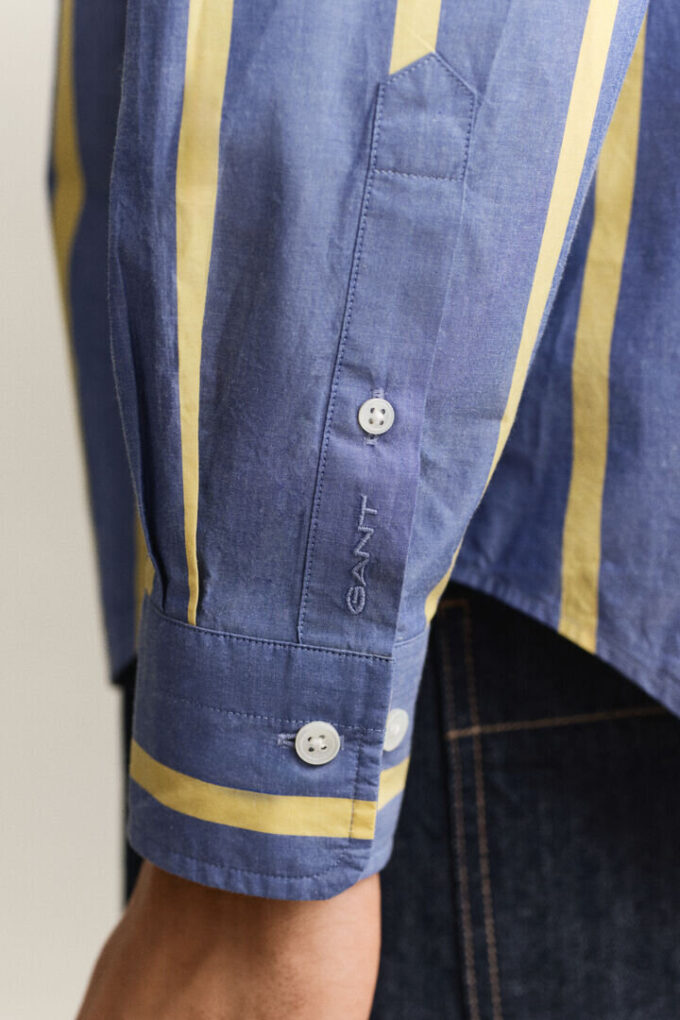 Camisas de popeline tradicional às riscas