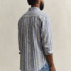 Camisas de seersucker às riscas com corte descontraído