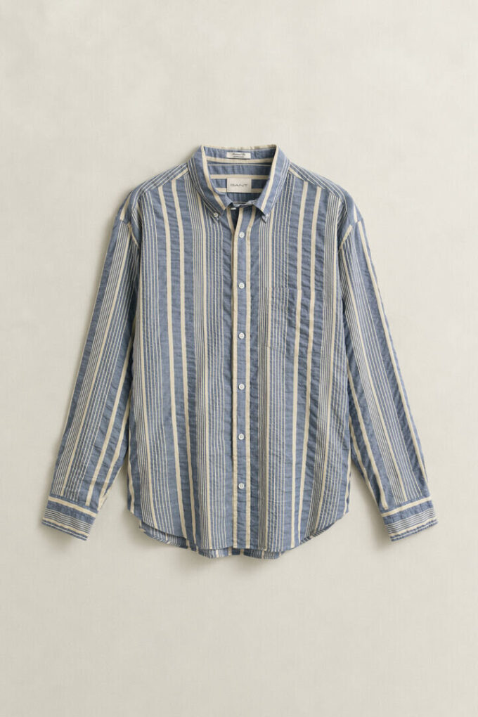 Camisas de seersucker às riscas com corte descontraído