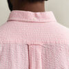 Camisas de seersucker às riscas com corte regular