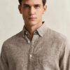 Camisas em mistura de linho