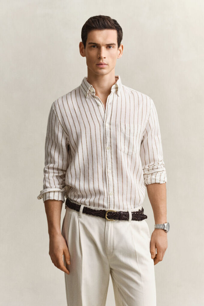 Camisas em mistura de linho às riscas