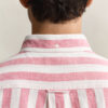 Camisas em mistura de linho às riscas