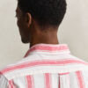 Camisas em mistura de linho às riscas