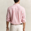 Camisas em mistura de linho às riscas