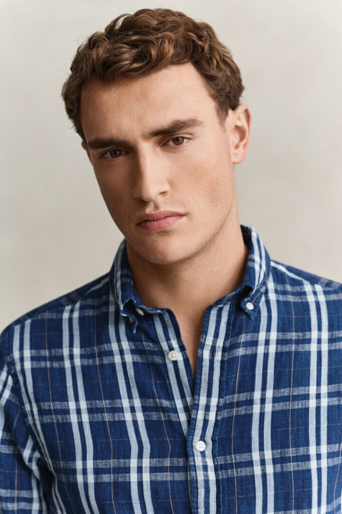 Camisas xadrez de algodão e linho