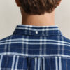 Camisas xadrez de algodão e linho