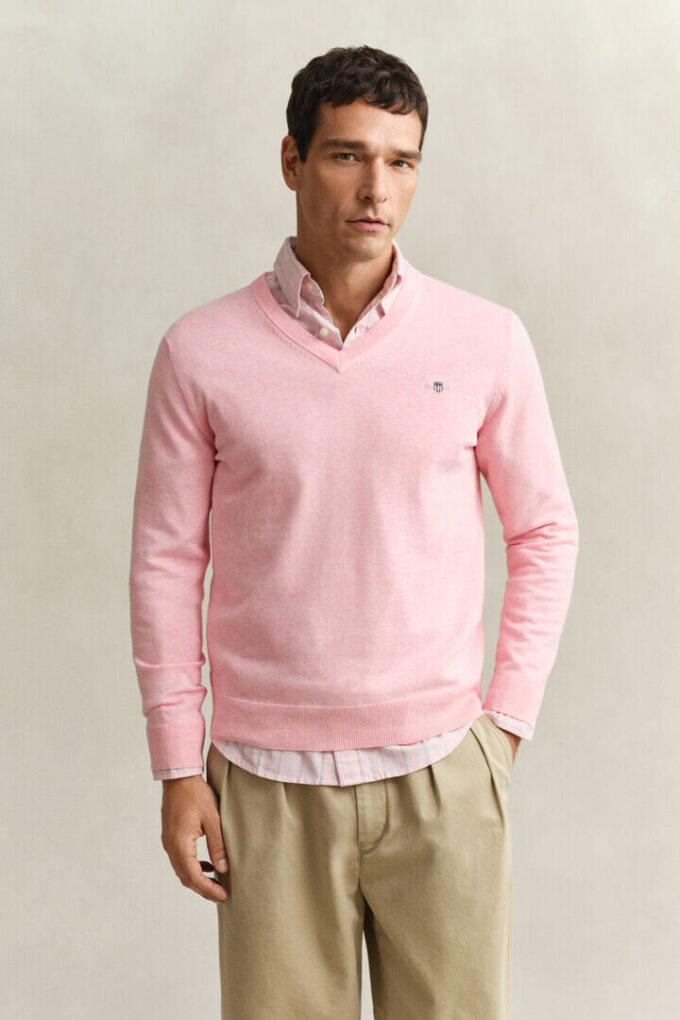 Camisola clássica de algodão com decote em V