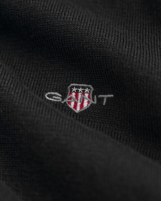 Camisola clássica de algodão com decote em V