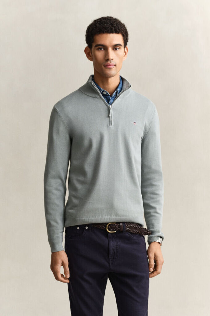 Camisola clássica de algodão com meio fecho