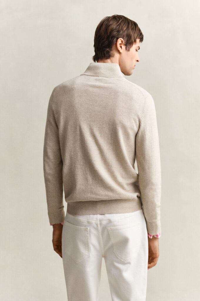 Camisola clássica de algodão com meio fecho