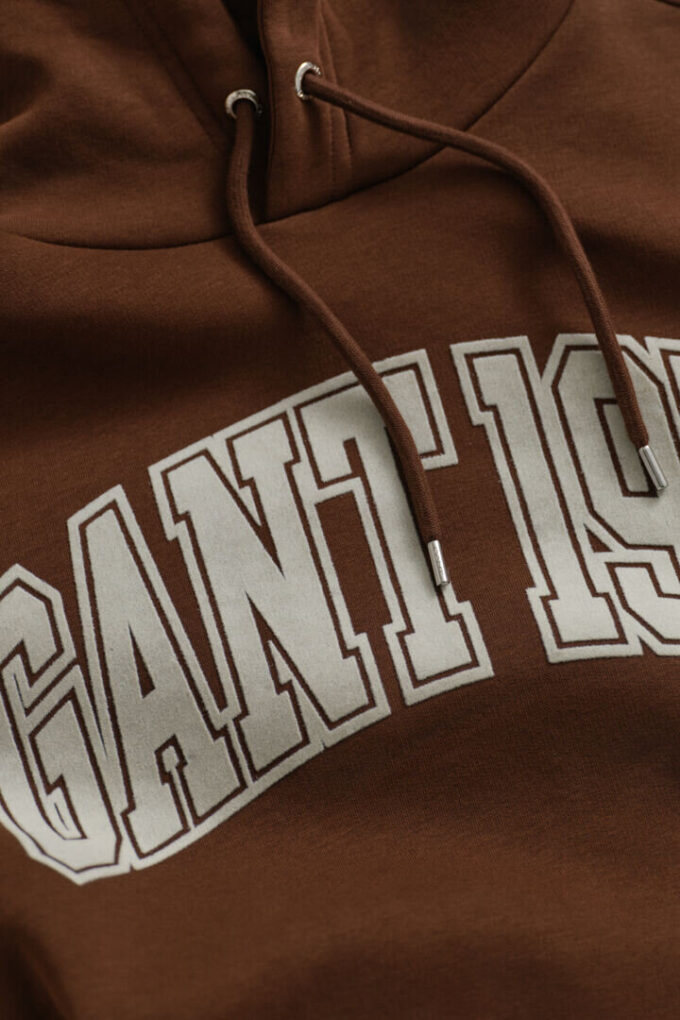 Camisola com capuz e grafismo