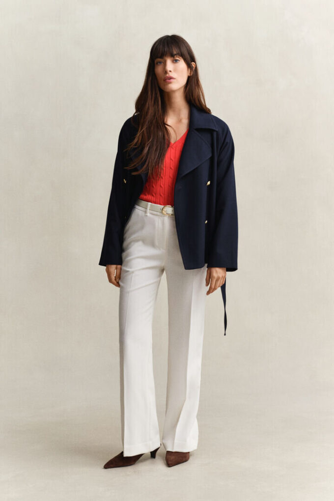 Camisola com decote em V em malha trançada
