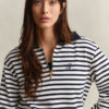 Camisola com meio fecho e riscas