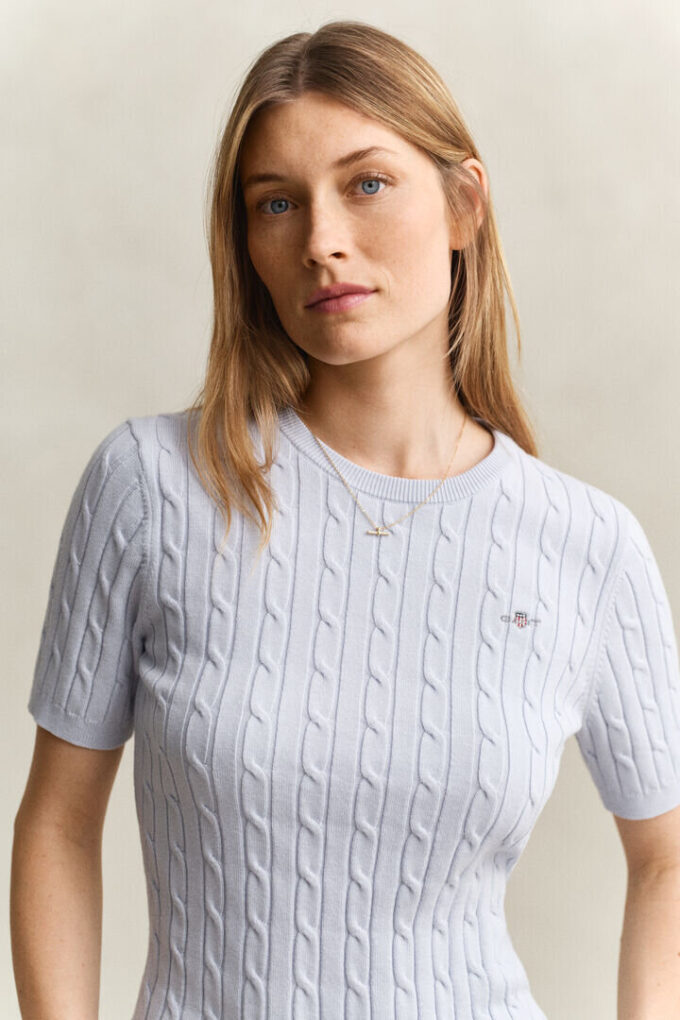 Camisola de calções com malha trançada Camisola de calções com malha trançada