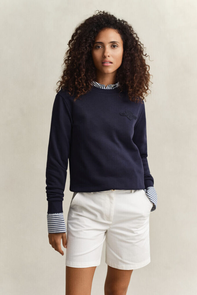 Camisola de gola redonda com emblema tonal