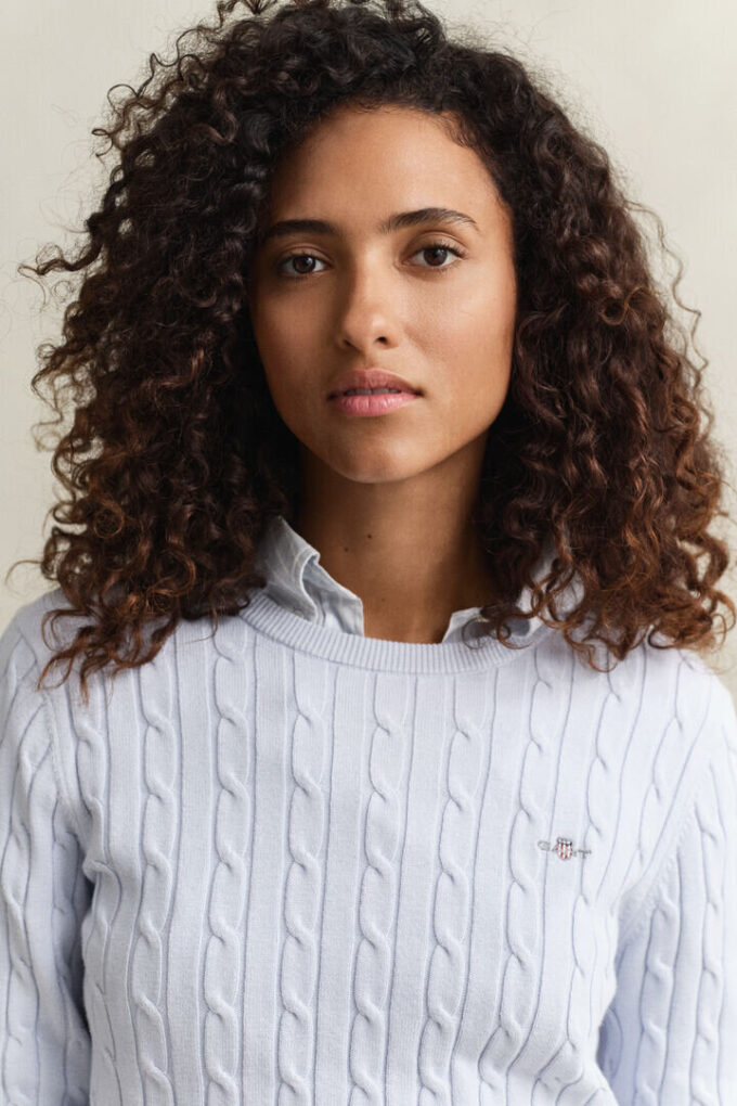 Camisola de gola redonda com malha trançada