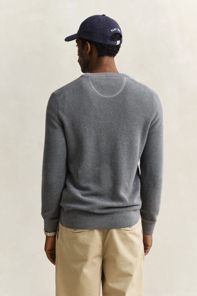Camisola de gola redonda em algodão texturado