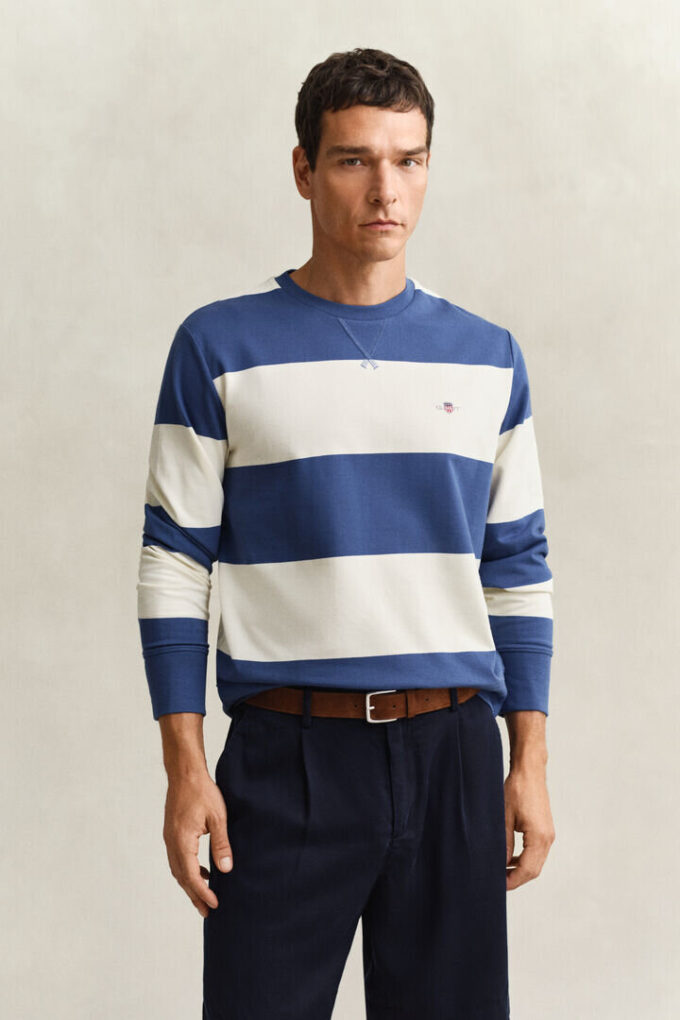 Camisola de gola redonda às riscas