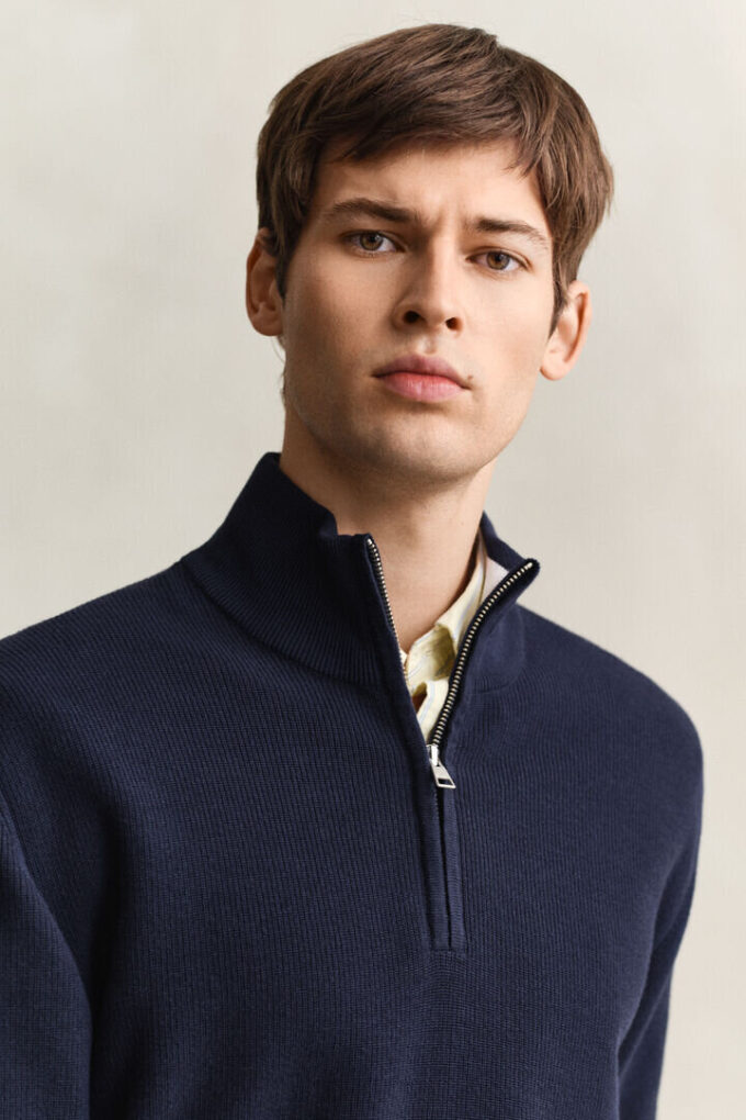 Camisola de malha canelada com meio fecho