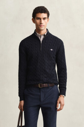 Camisola de malha trançada com meio fecho