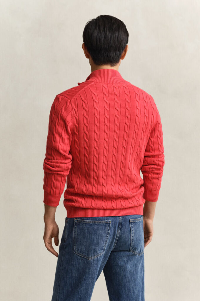 Camisola de malha trançada com meio fecho