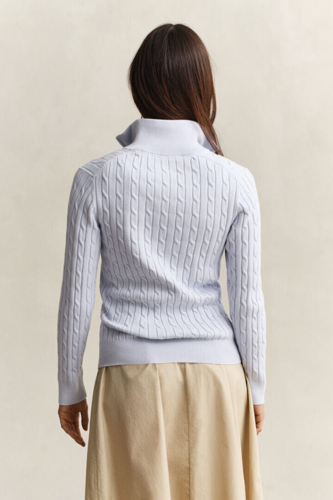 Camisola de malha trançada com meio fecho