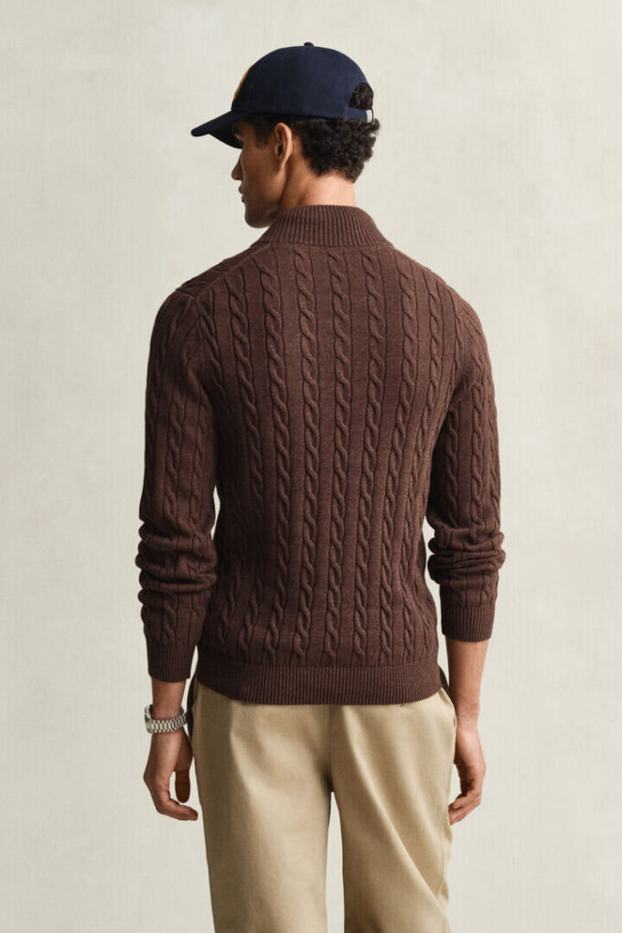 Camisola de malha trançada com meio fecho