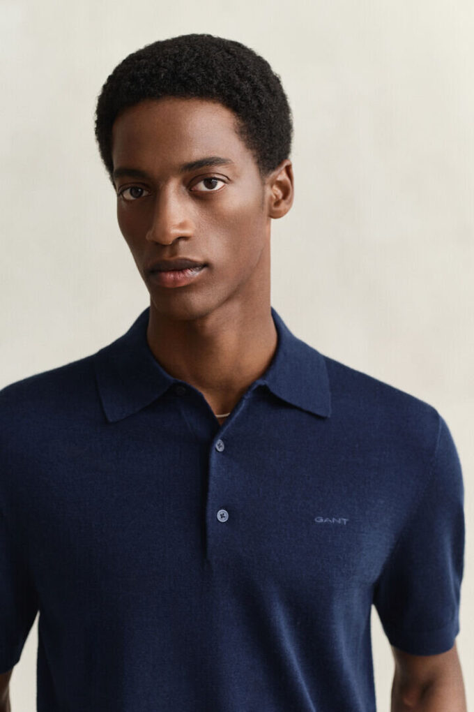 Camisola polo de calções em lã merino extra fina