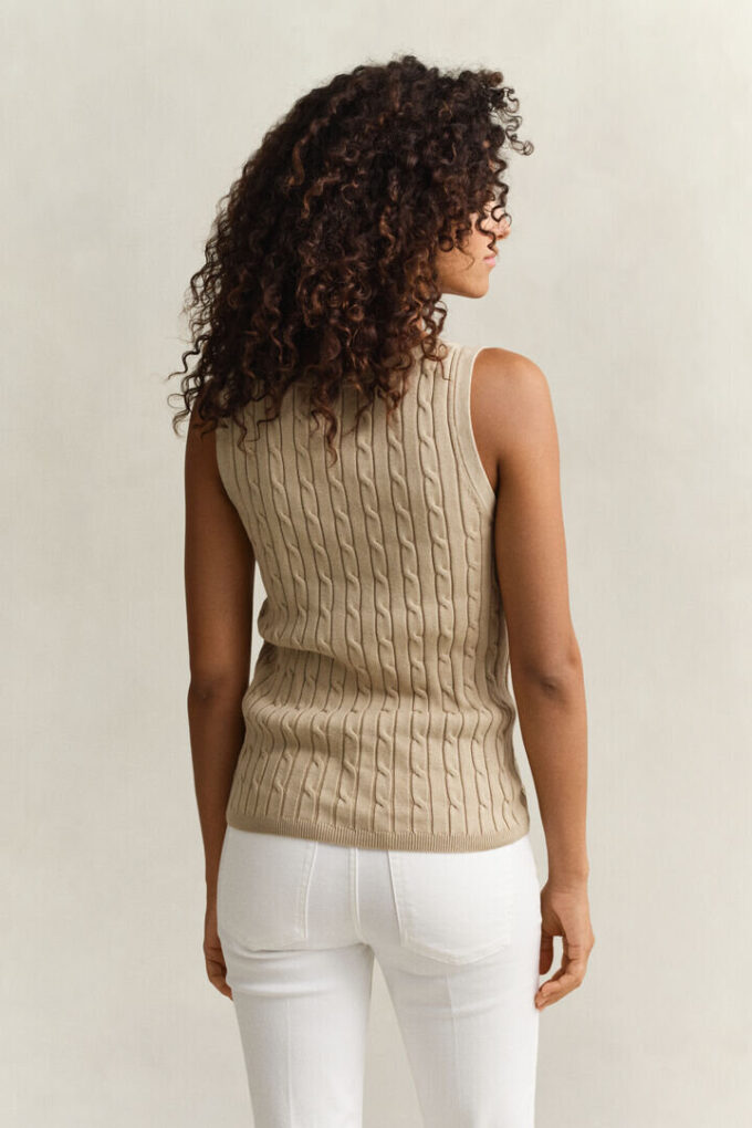 Camisola sem mangas com malha trançada