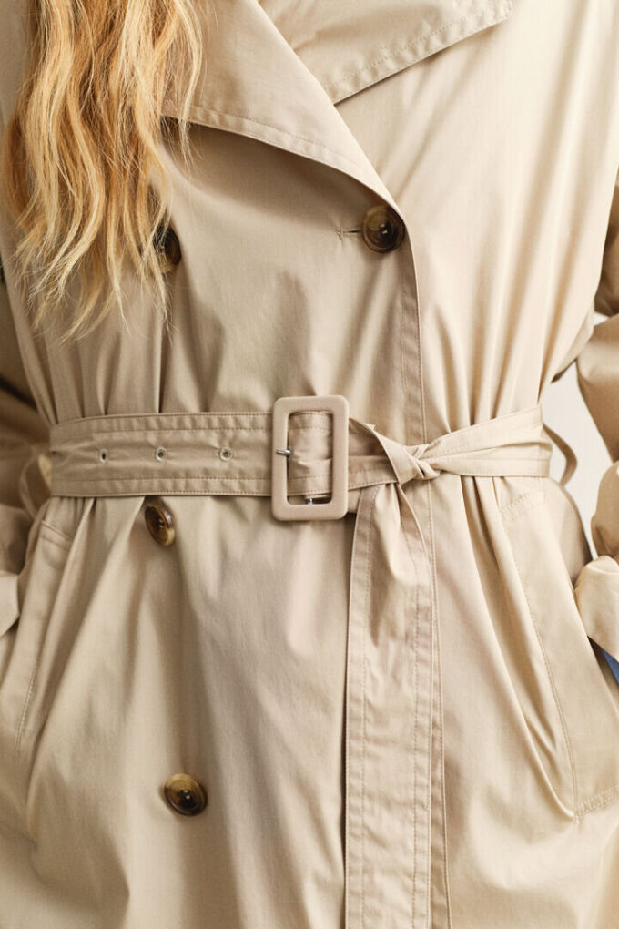 Casaco Trench Leve