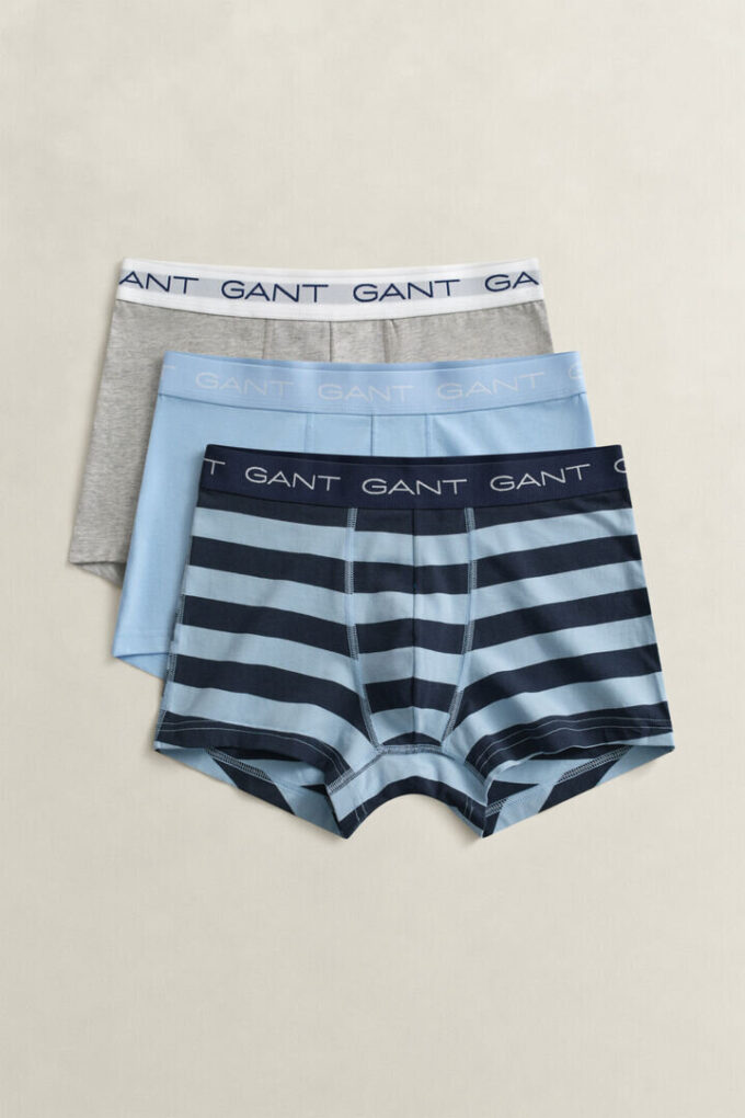 Conjunto de 3 calções às riscas