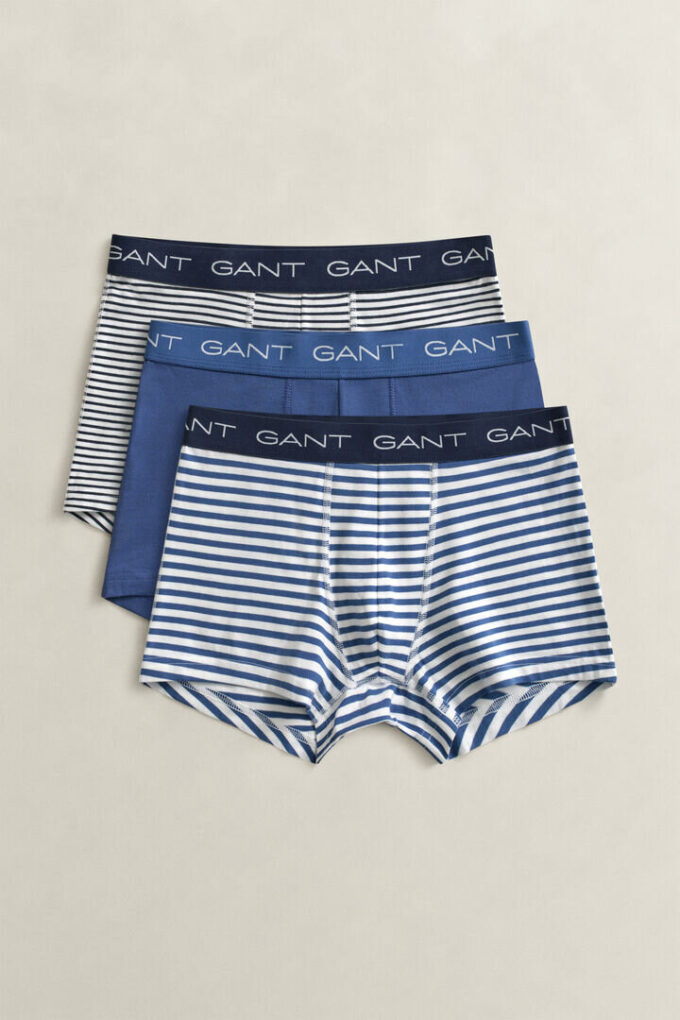 Conjunto de 3 calções às riscas