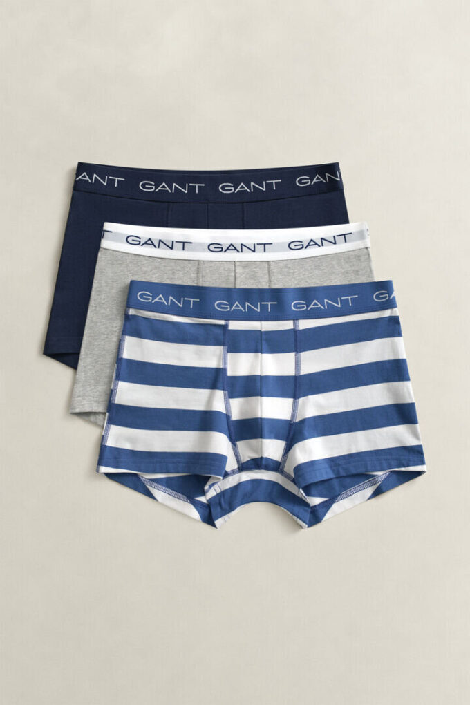 Conjunto de 3 calções às riscas