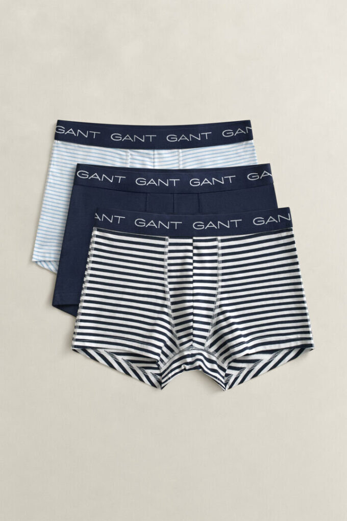 Conjunto de 3 calções às riscas